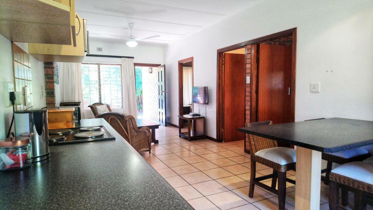 Hippo Lodge Apartments Saint Lucia Estuary Екстериор снимка